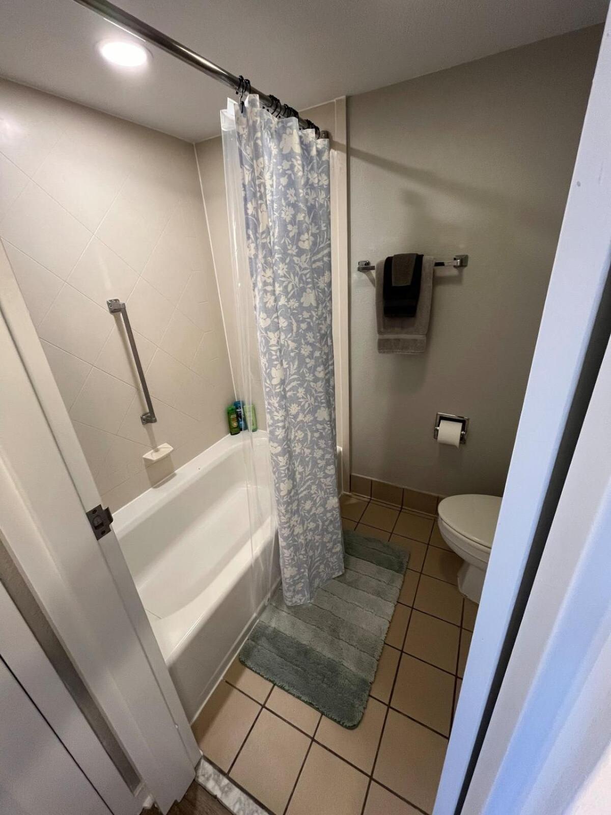 Aksarben 1 Bedroom-Close To I-80 Omaha Eksteriør billede